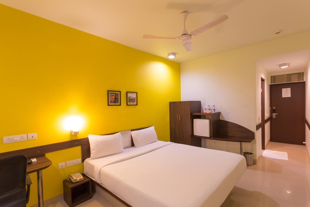 Trivandrum Kazhakuttam Kamer foto
